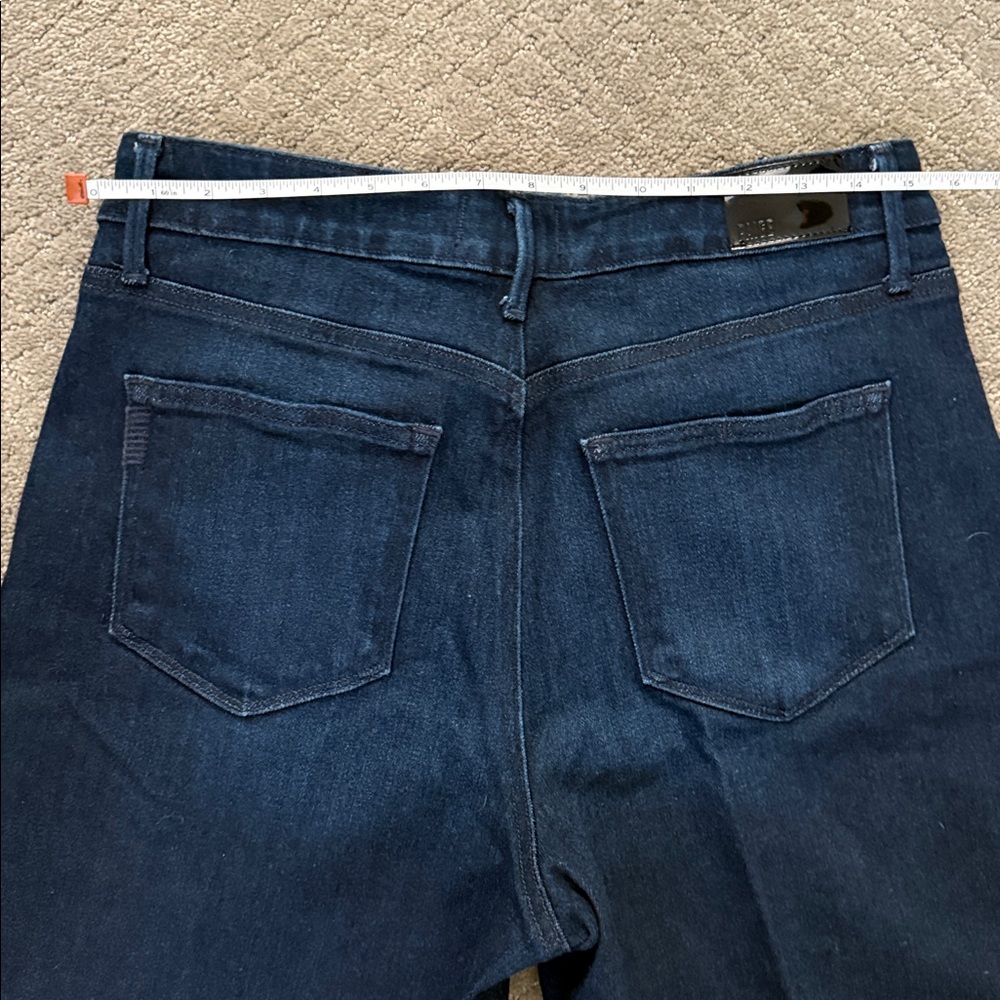 PAIGE Anessa High Rise Wide Leg Ankle
Jeans in Sussex EUC - Picture 13 of 14